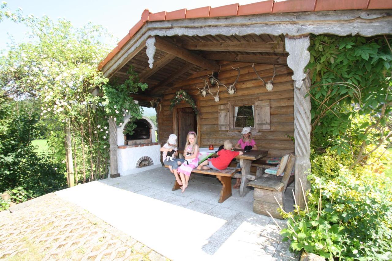 Gaestehaus Herbstbauernhof Siegsdorf Exteriör bild